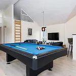 Σπίτι διακοπών Luxury Retreat With Pool - By Traum *
