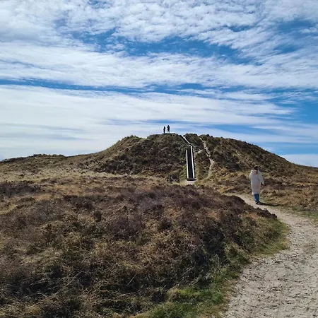 Luxury Retreat With Pool - By Traum بيت للعطل