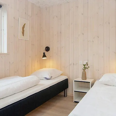 Luxury Retreat With Pool Kongsmark