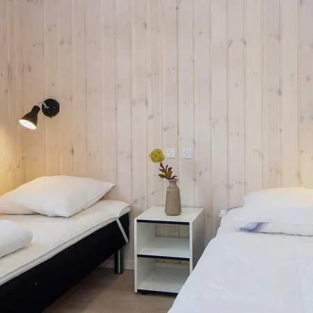 Luxury Retreat With Pool Semesterbostad