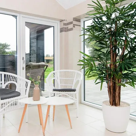 Semesterbostad Luxury Retreat With Pool