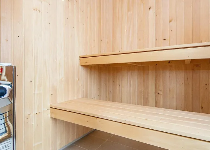 Luxury Retreat With Pool - By Traum بيت للعطل Kongsmark