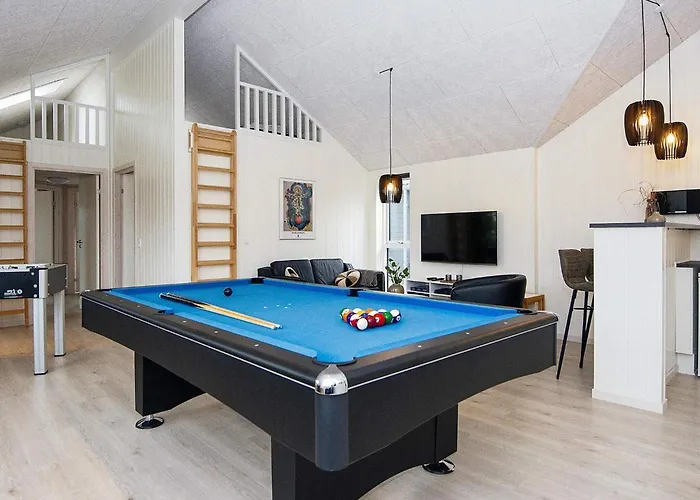 بيت للعطل Luxury Retreat With Pool - By Traum *