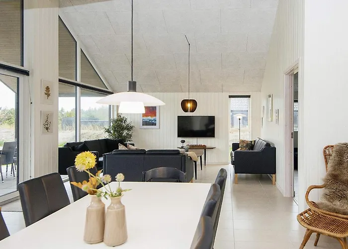 Luxury Retreat With Pool - By Traum