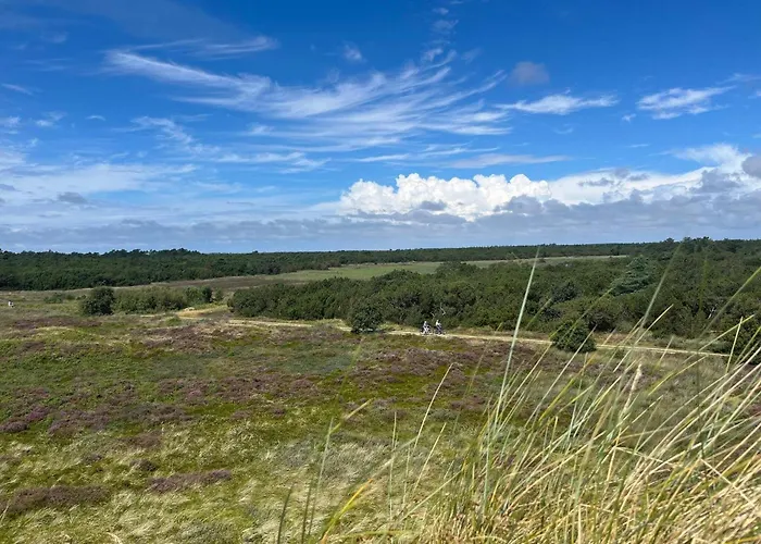 بيت للعطل Luxury Retreat With Pool - By Traum *